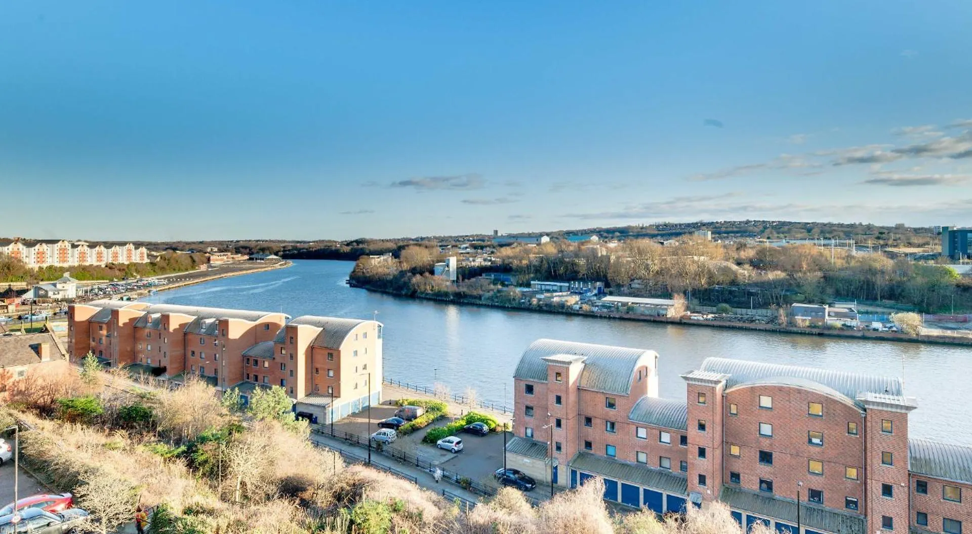 Swan Apartments 1B By Week2Week Newcastle upon Tyne
