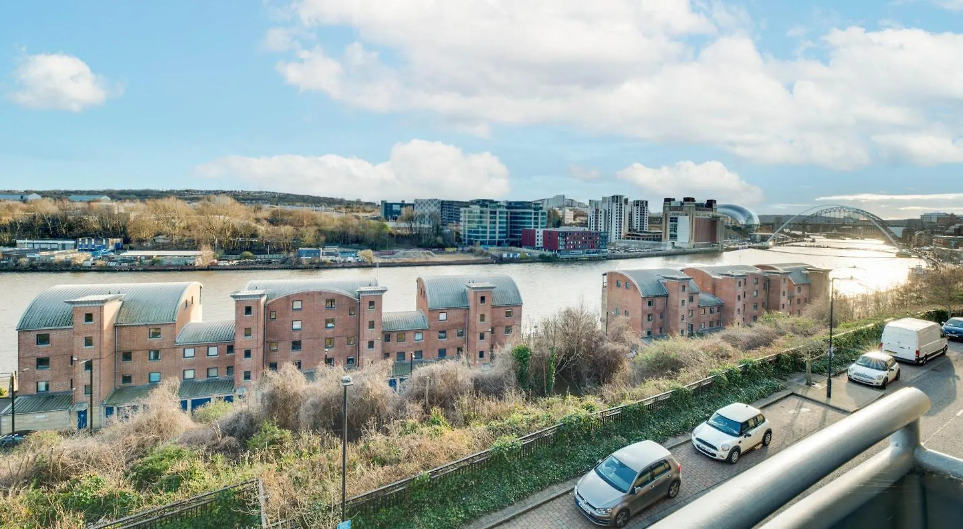 Swan Apartments 1B By Week2Week Newcastle upon Tyne